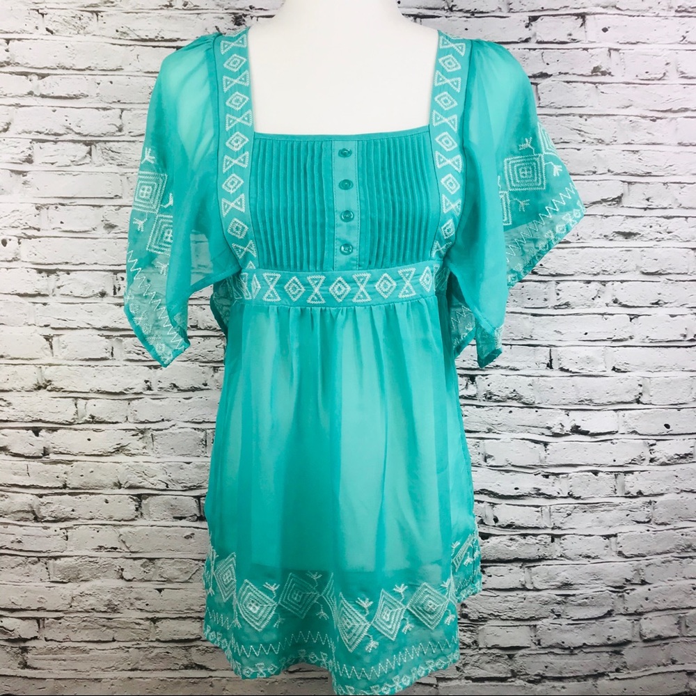 Lovposh Chiffon Embroidered Top